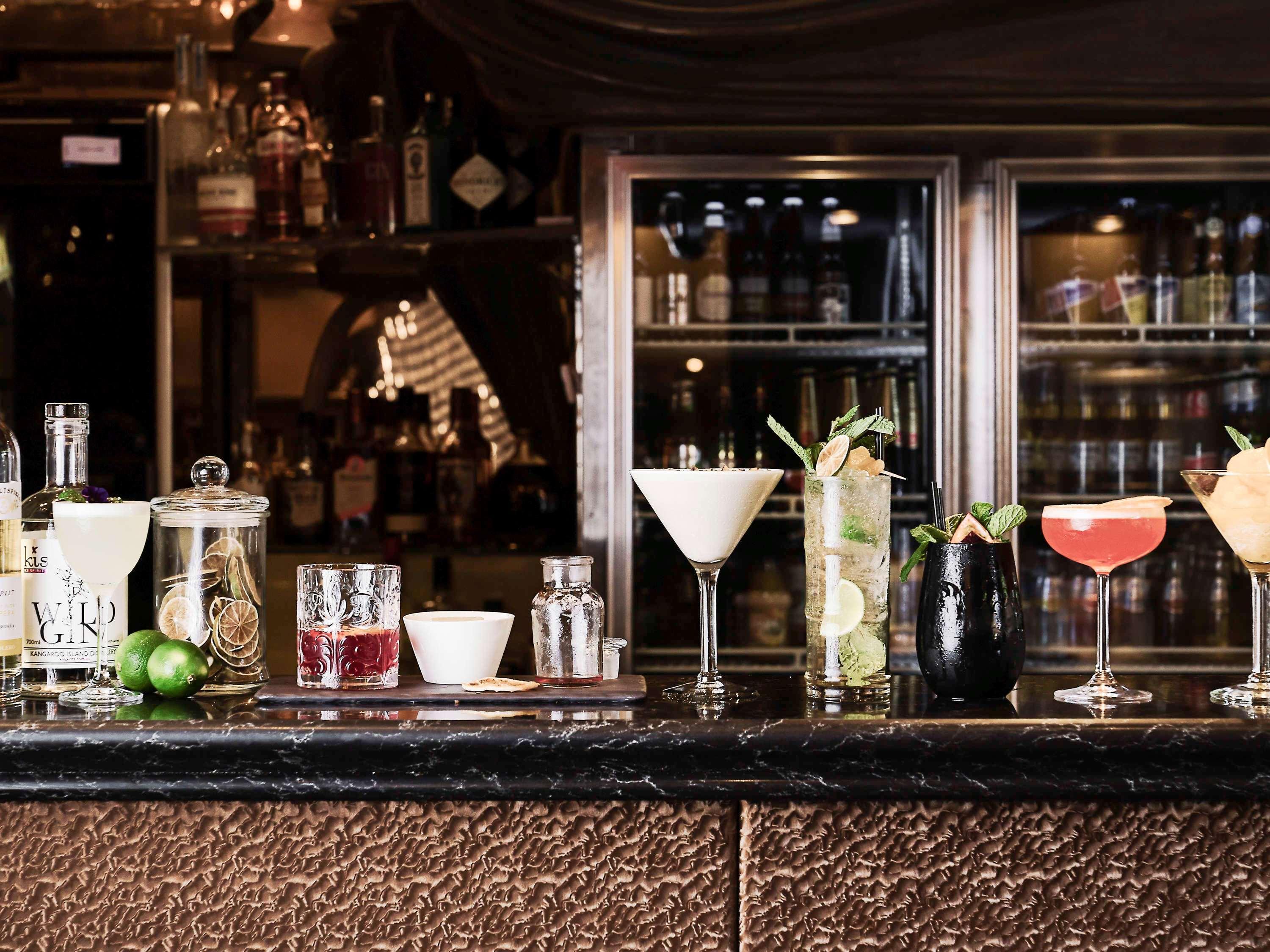 The Playford Adelaide - Mgallery Ngoại thất bức ảnh Cocktails at the bar