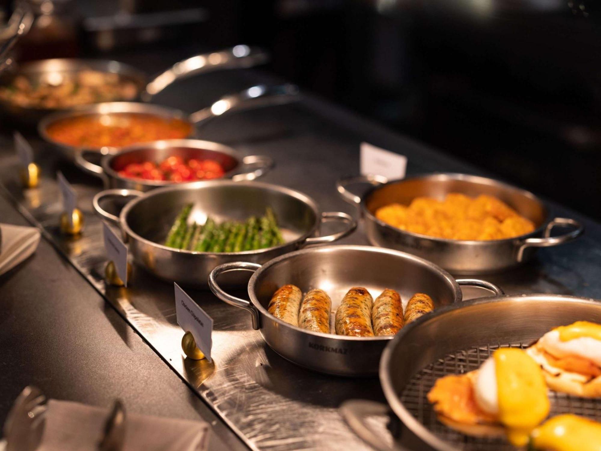 The Playford Adelaide - Mgallery Ngoại thất bức ảnh A selection of prepared foods at a buffet