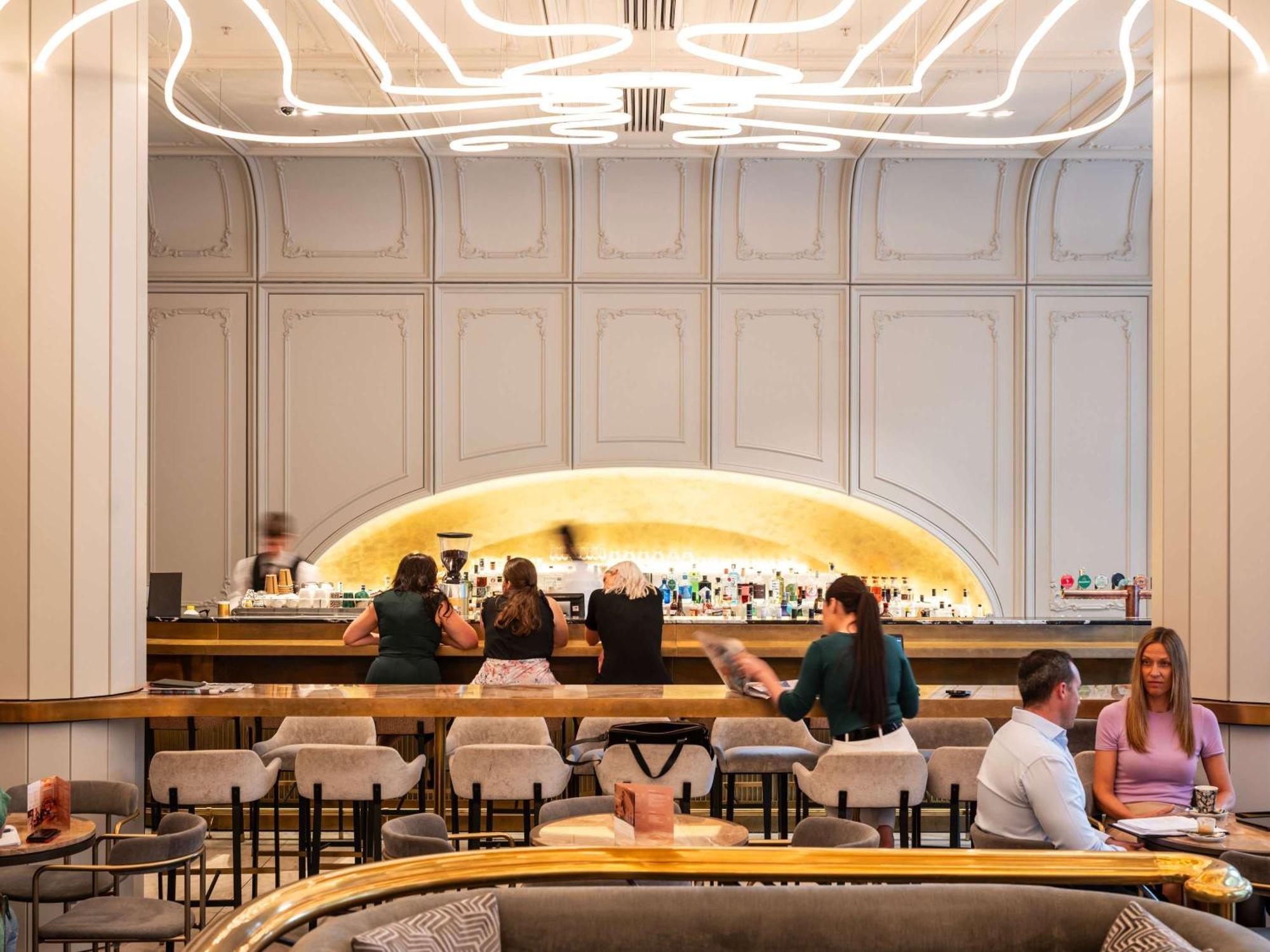 The Playford Adelaide - Mgallery Ngoại thất bức ảnh The bar at the London Edition